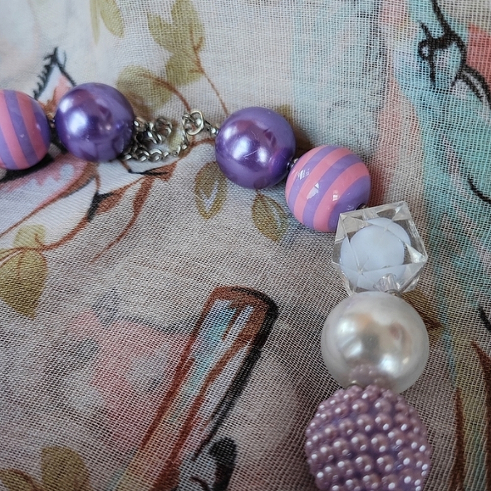 Acrylic Big Balls Purple Lavender Faux Pearls Rhinestone Striped Beads Necklace - Picture 11 of 12